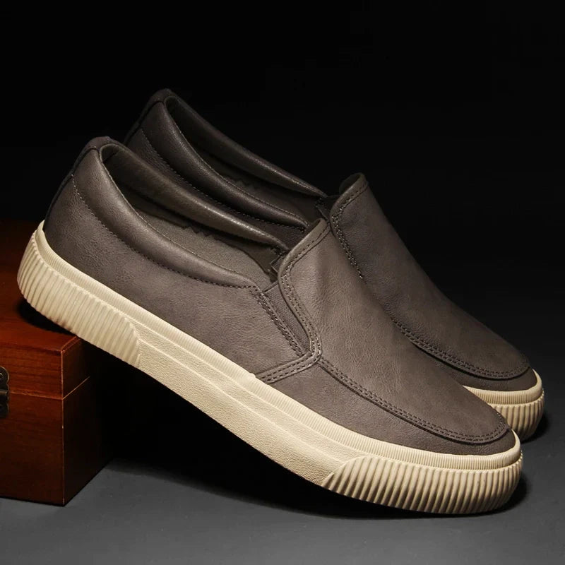 Alessandro - Mountainville nahkaiset slip-on kengät